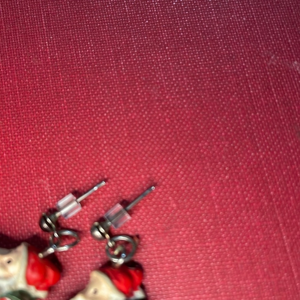 ❣️CLEARANCE ITEM❣️Vintage Santa Earrings - Picture 3 of 6